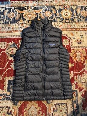 Patagonia Goosedown Vest Women’s Size XS Black